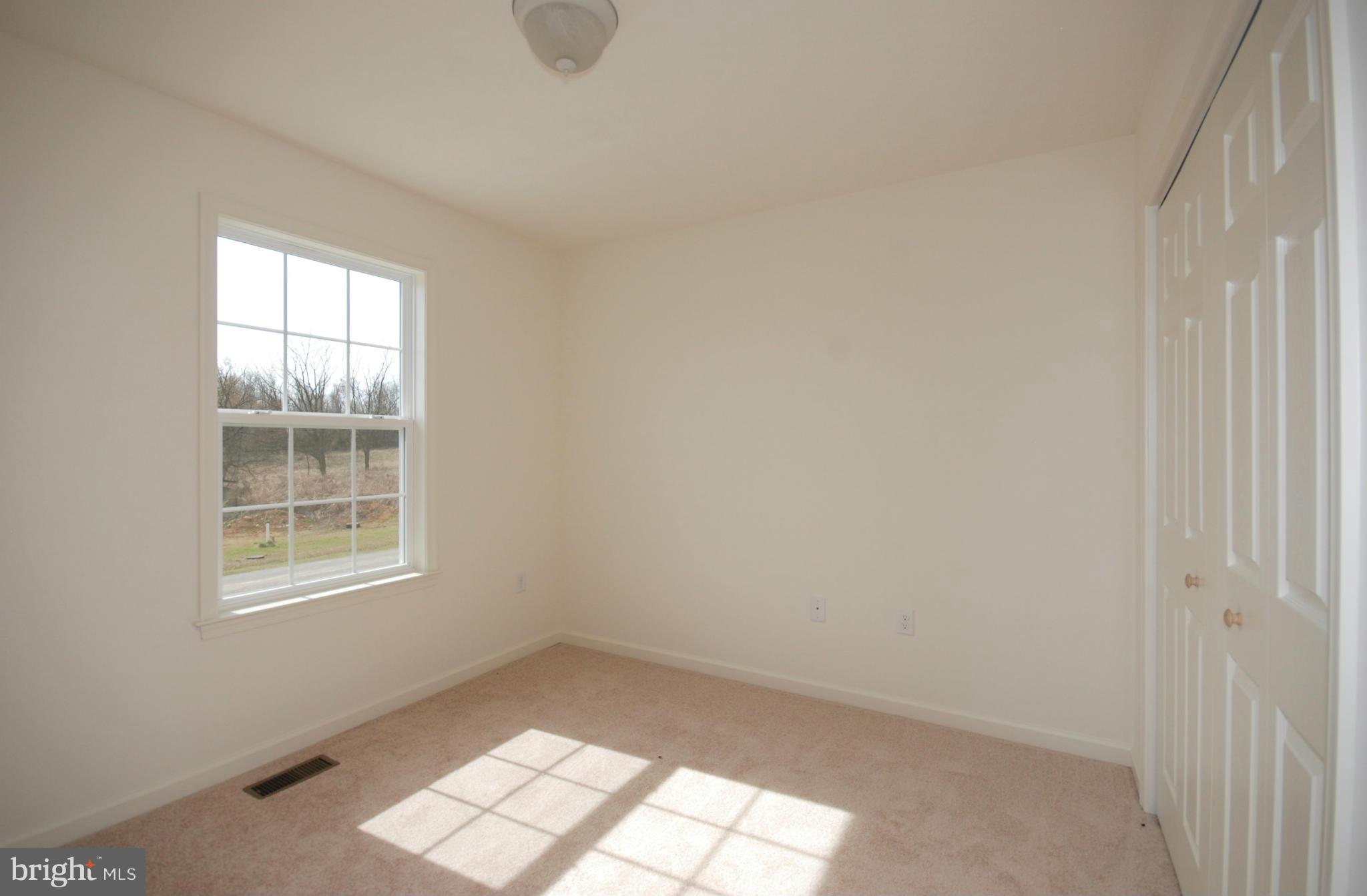 MADISON ESTATES - Residential