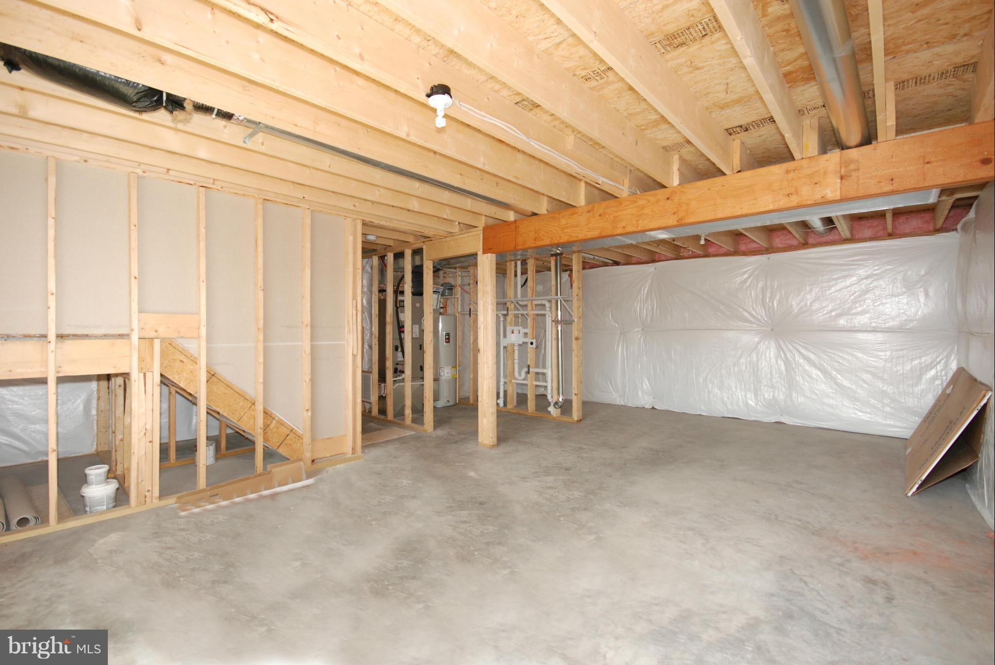 MADISON ESTATES - Residential