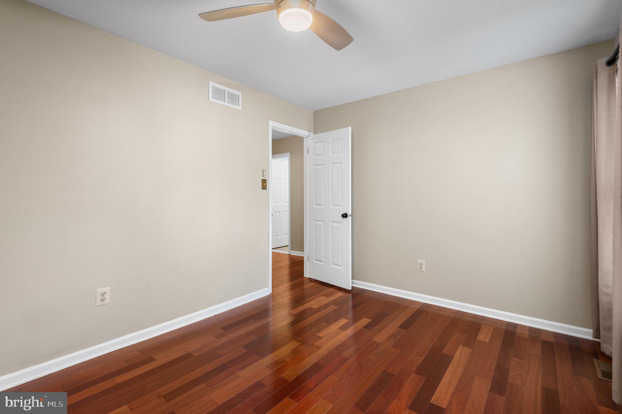 NEWTOWN GATE - Residential