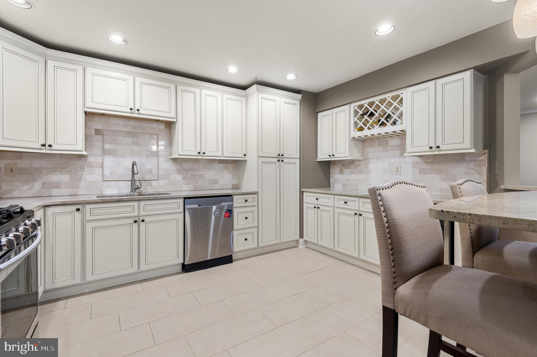 NEWTOWN GATE - Residential