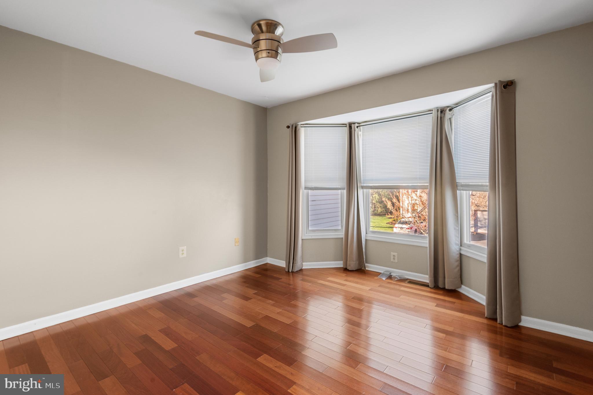 NEWTOWN GATE - Residential