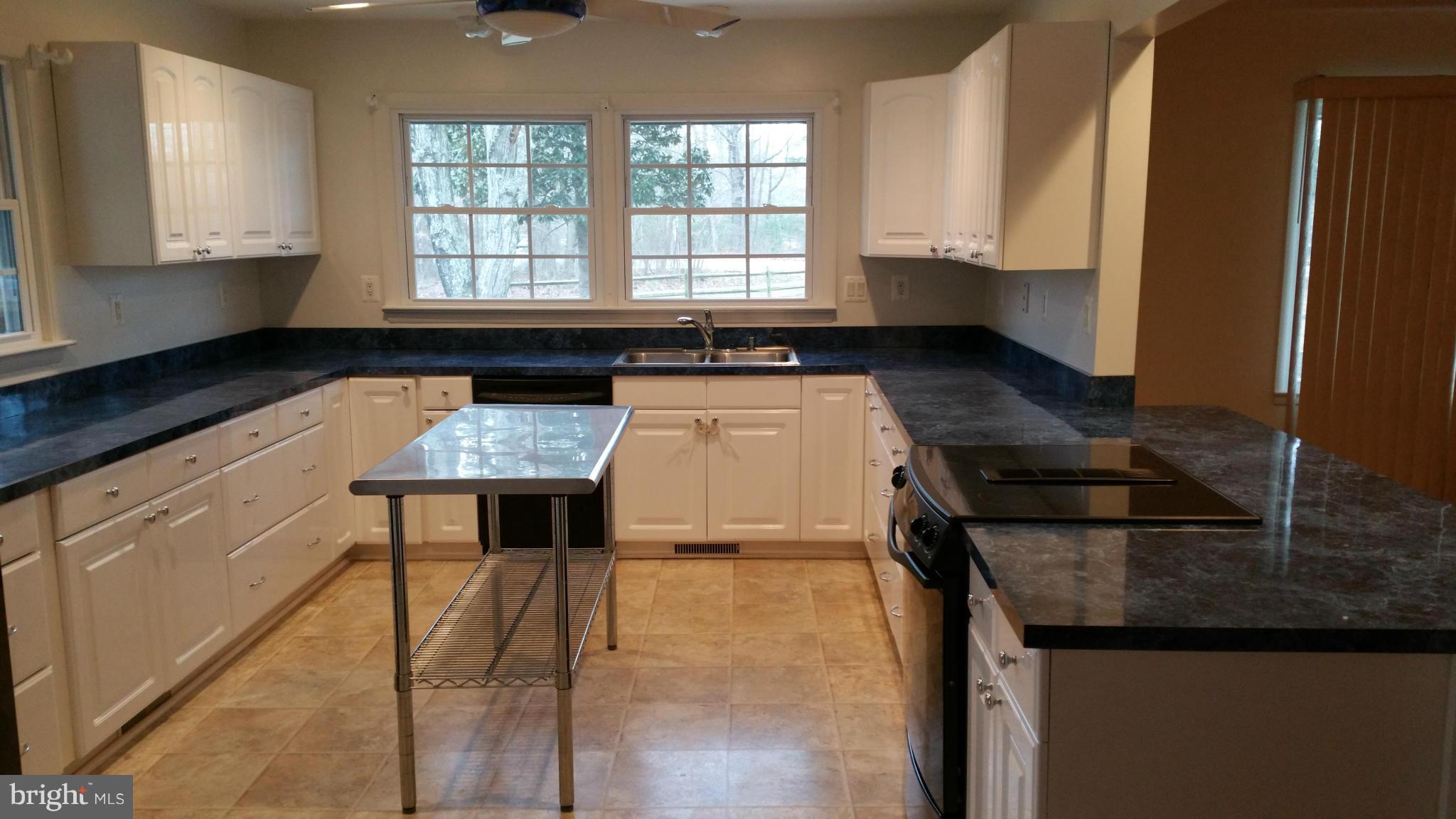 LA PLATA PARK SUB - Residential Lease