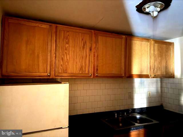 FRENCHMANS CREEK - Residential