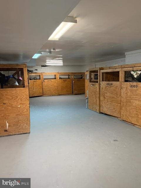 FRENCHMANS CREEK - Residential