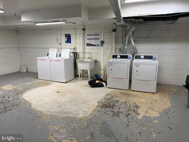 FRENCHMANS CREEK - Residential