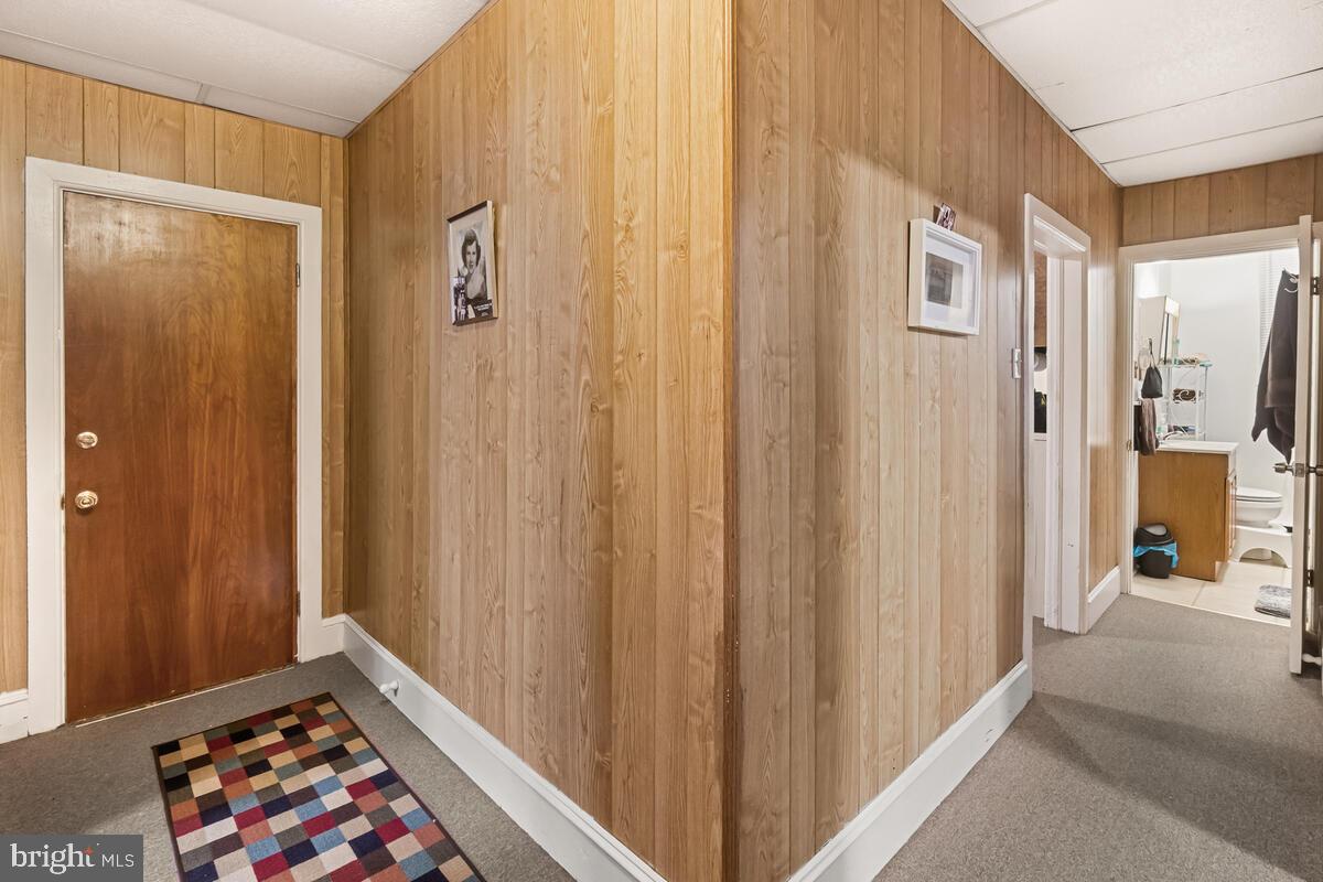 MIDDLETOWN - Commercial Sale