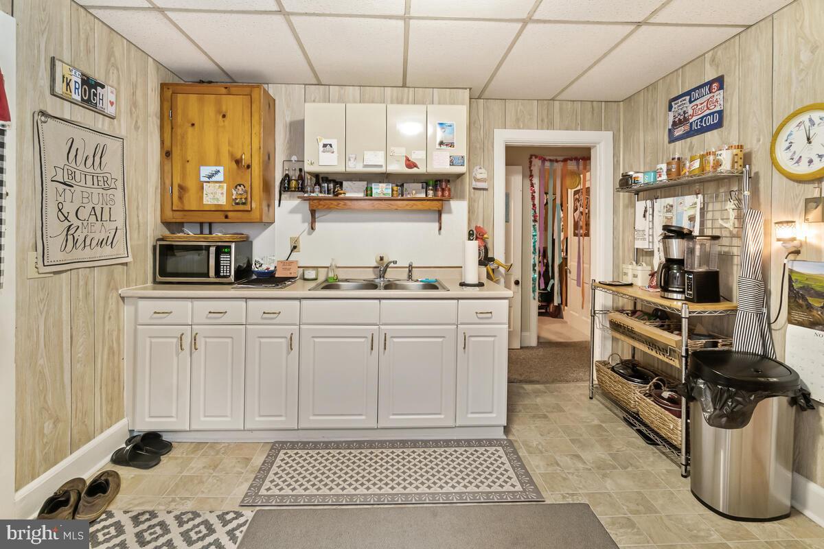 MIDDLETOWN - Commercial Sale