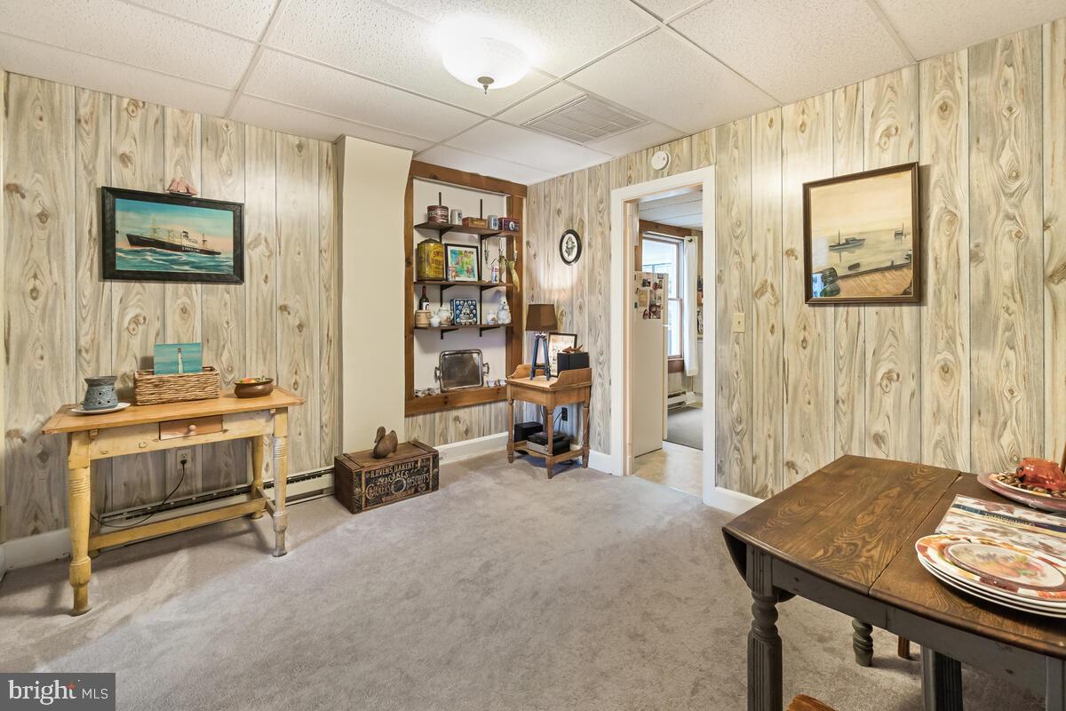 MIDDLETOWN - Commercial Sale