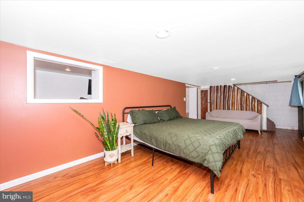 GAMBRILL SOUTH - Residential