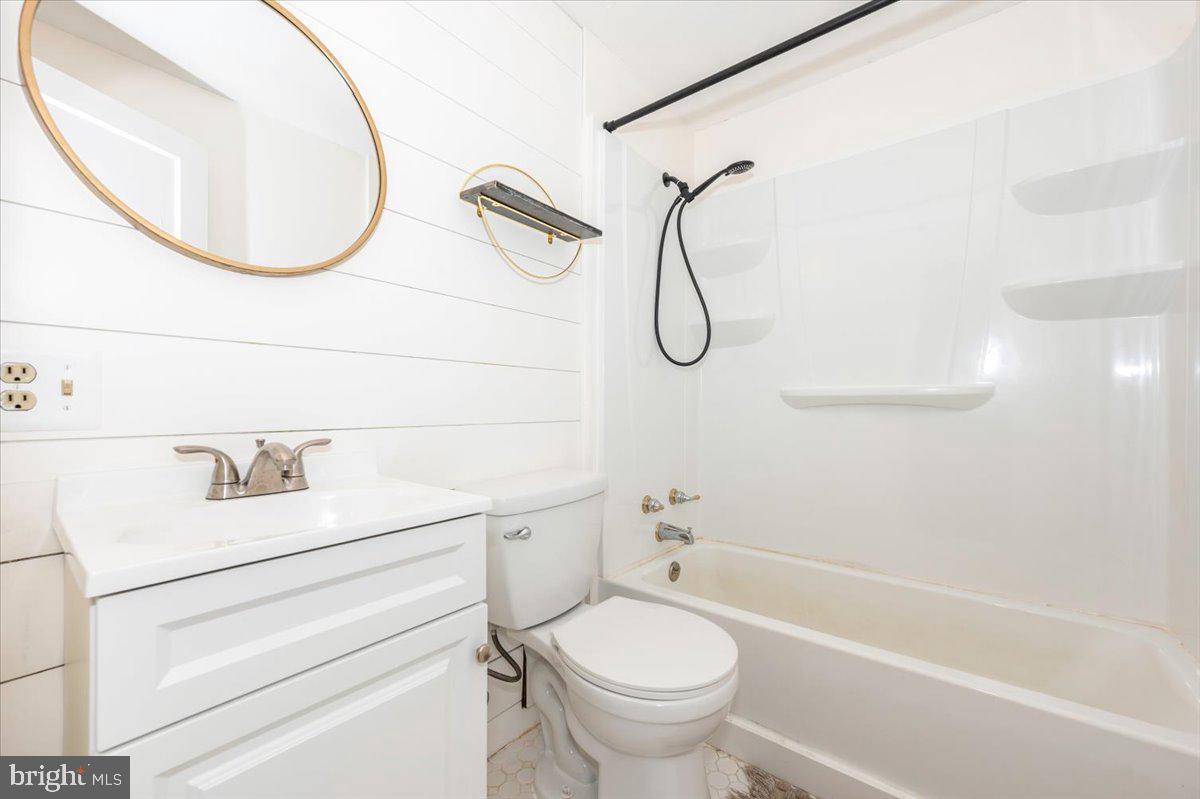 GAMBRILL SOUTH - Residential