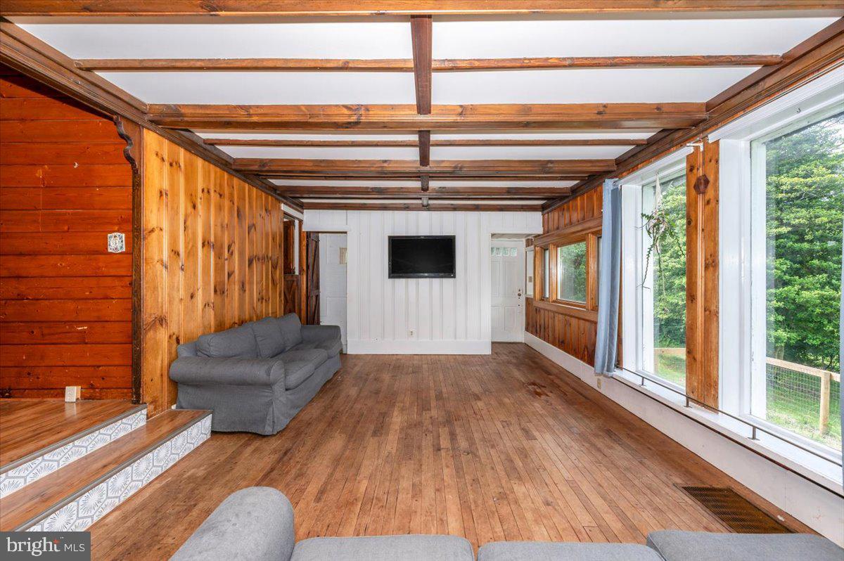 GAMBRILL SOUTH - Residential