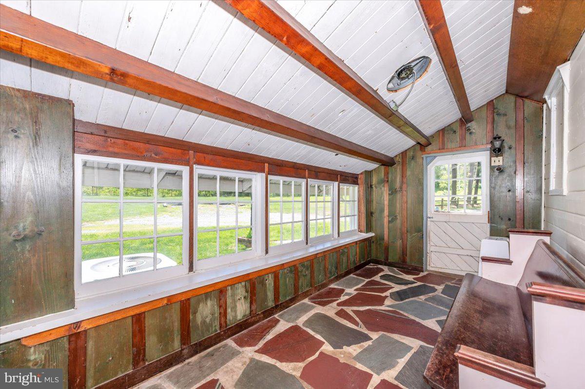 GAMBRILL SOUTH - Residential