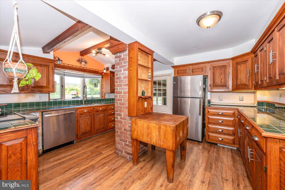 GAMBRILL SOUTH - Residential