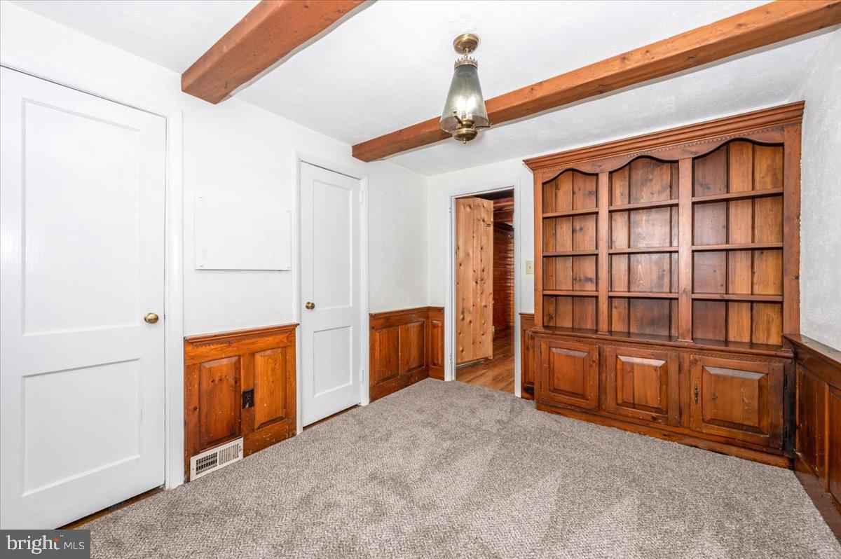 GAMBRILL SOUTH - Residential