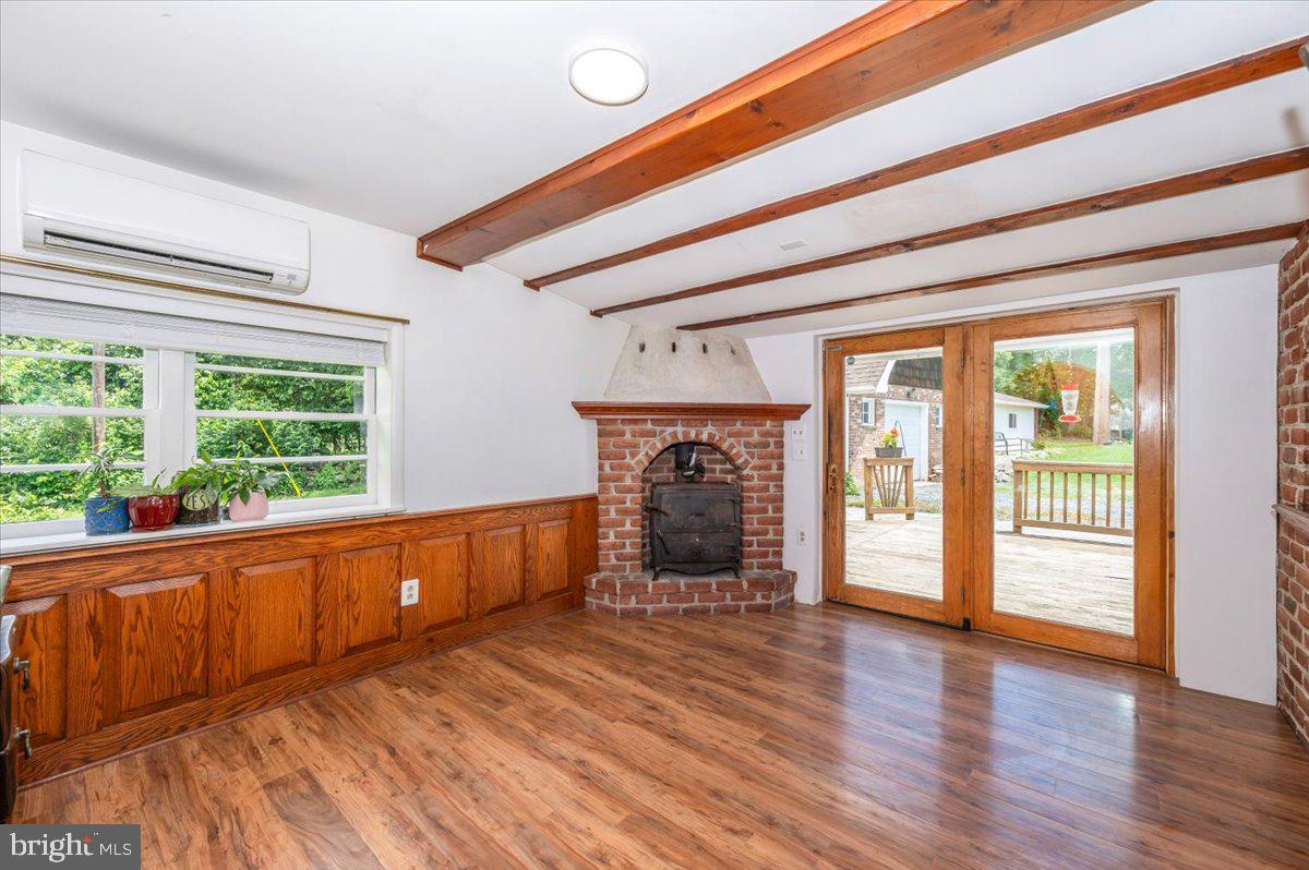 GAMBRILL SOUTH - Residential