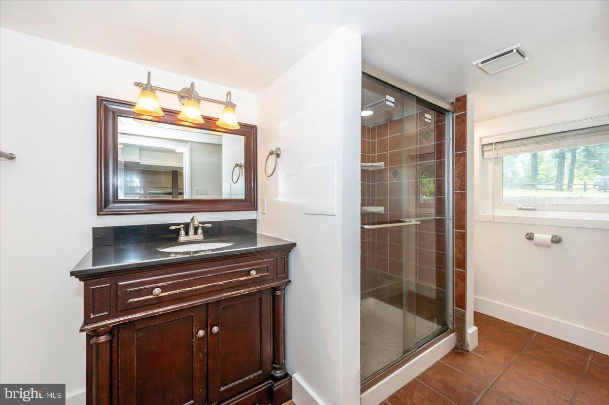 GAMBRILL SOUTH - Residential