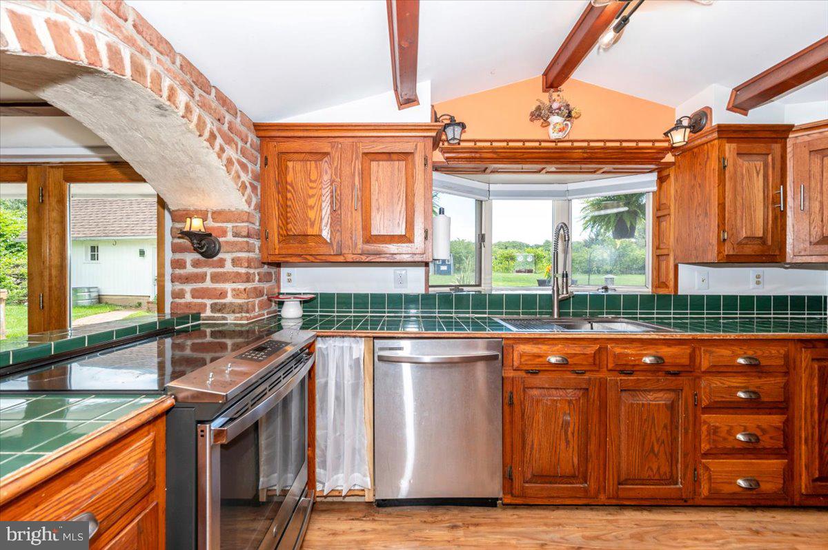 GAMBRILL SOUTH - Residential