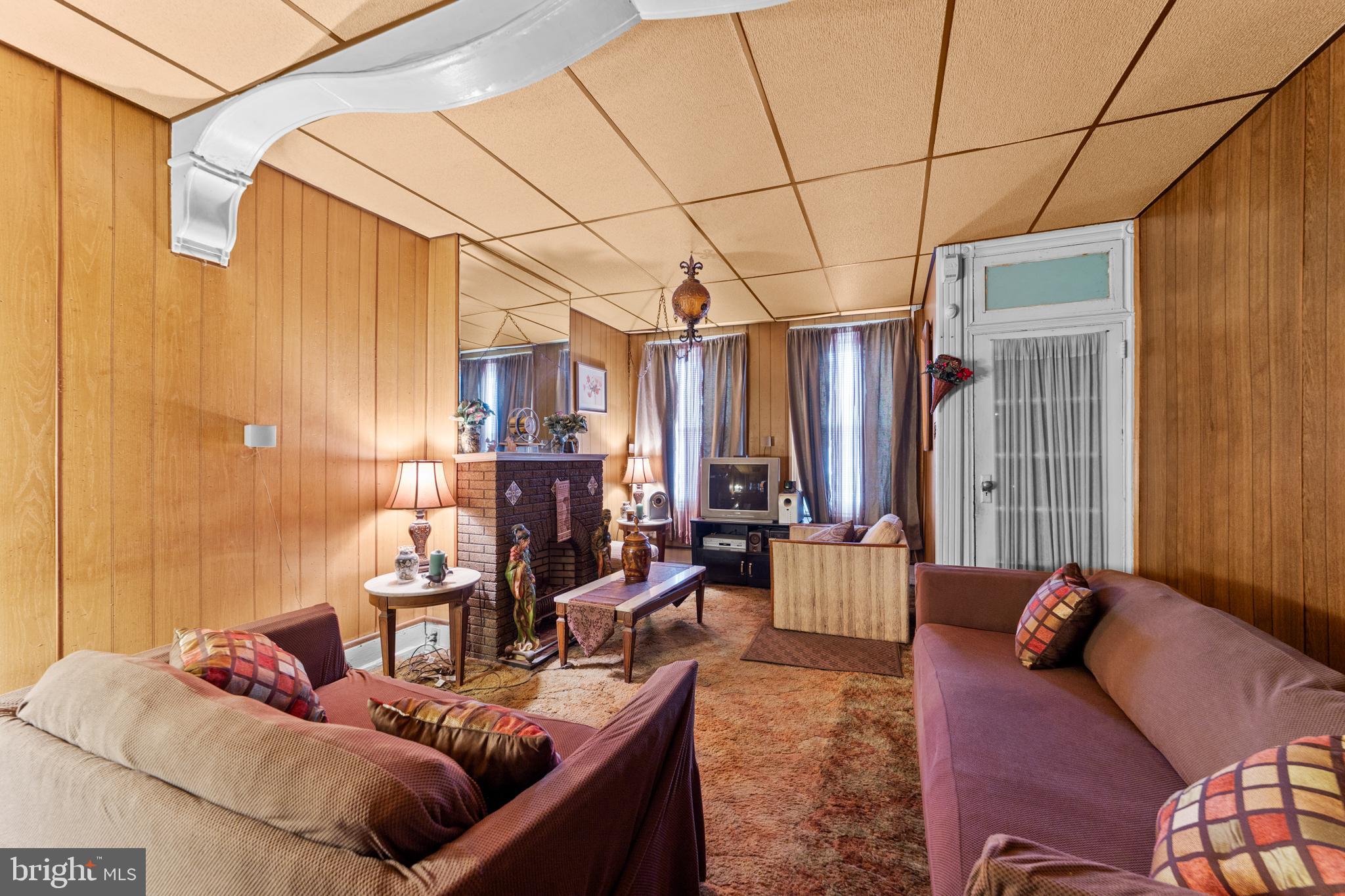 FORGOTTEN BOTTOM - Residential