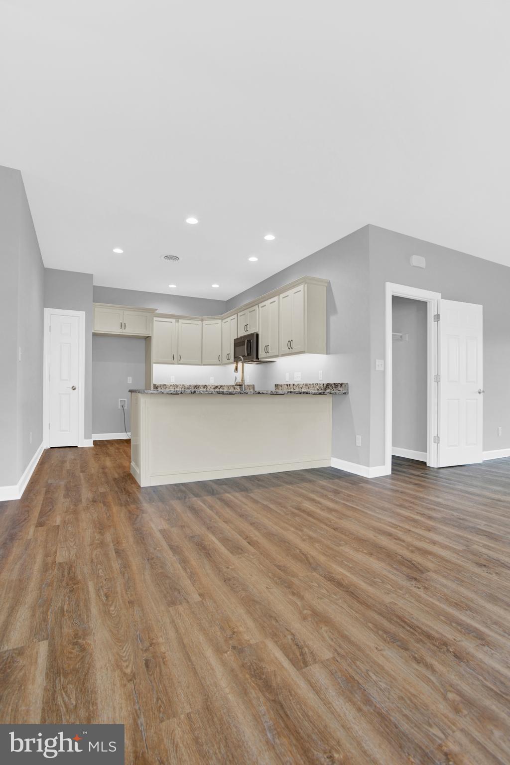 PENN NATIONAL GOLF COURSE COMMUNITY - Residential