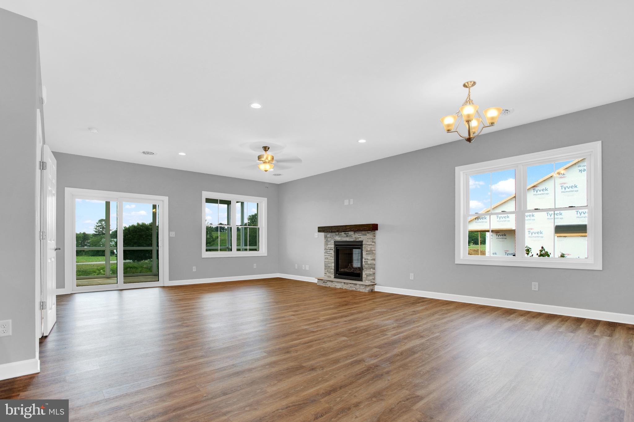 PENN NATIONAL GOLF COURSE COMMUNITY - Residential