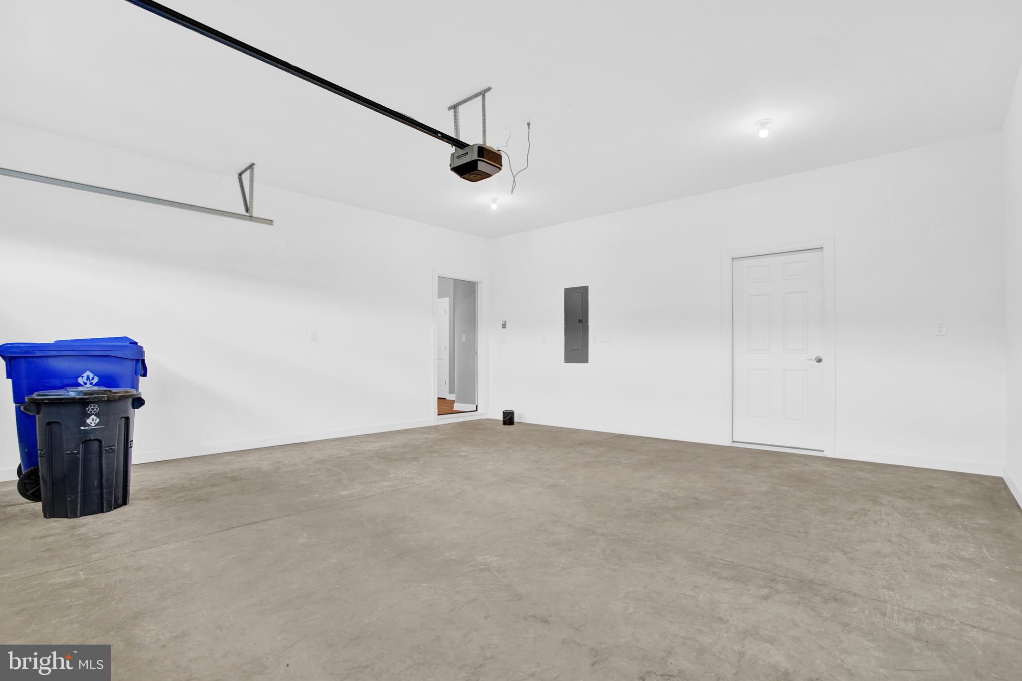 PENN NATIONAL GOLF COURSE COMMUNITY - Residential