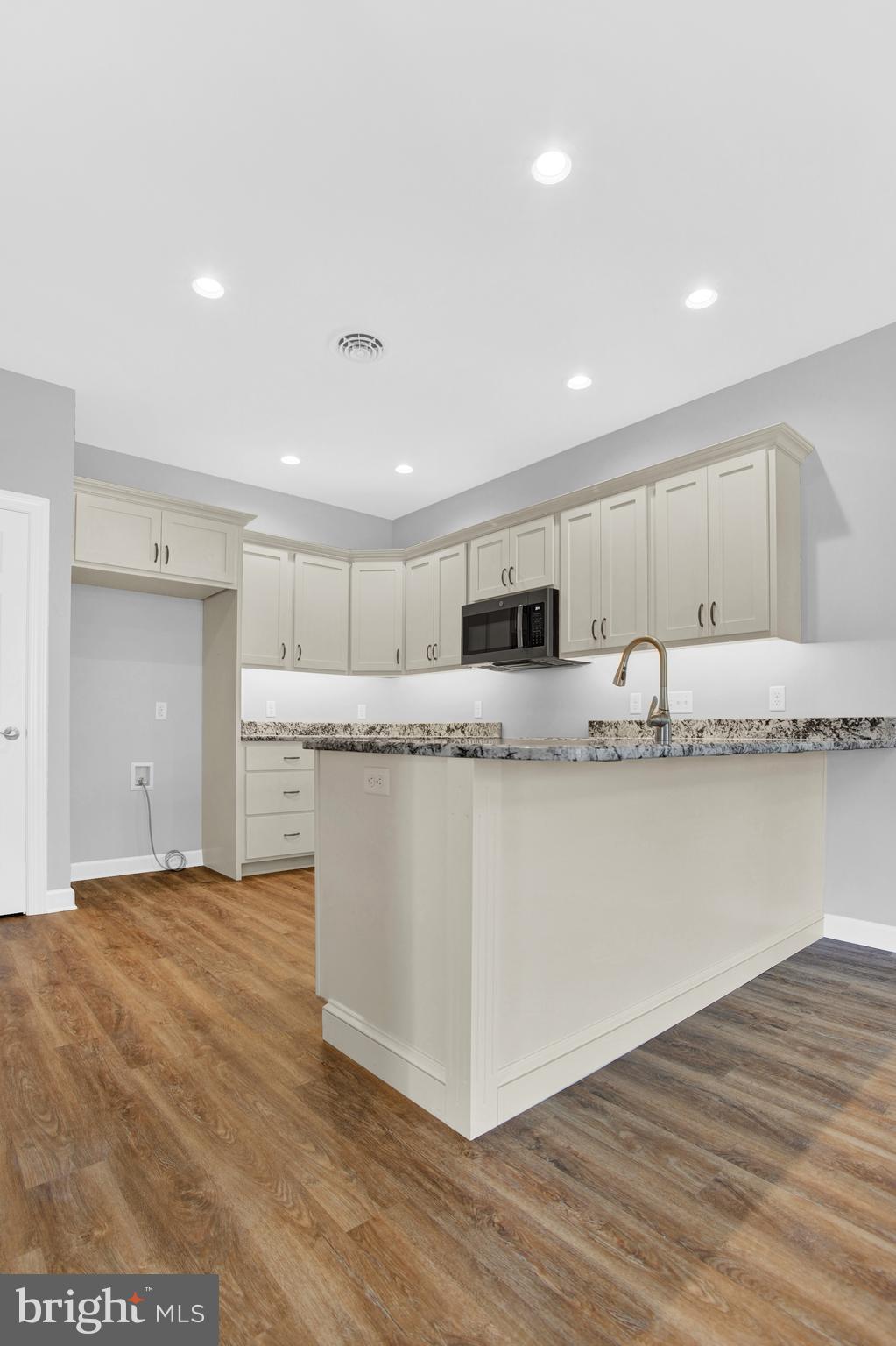 PENN NATIONAL GOLF COURSE COMMUNITY - Residential