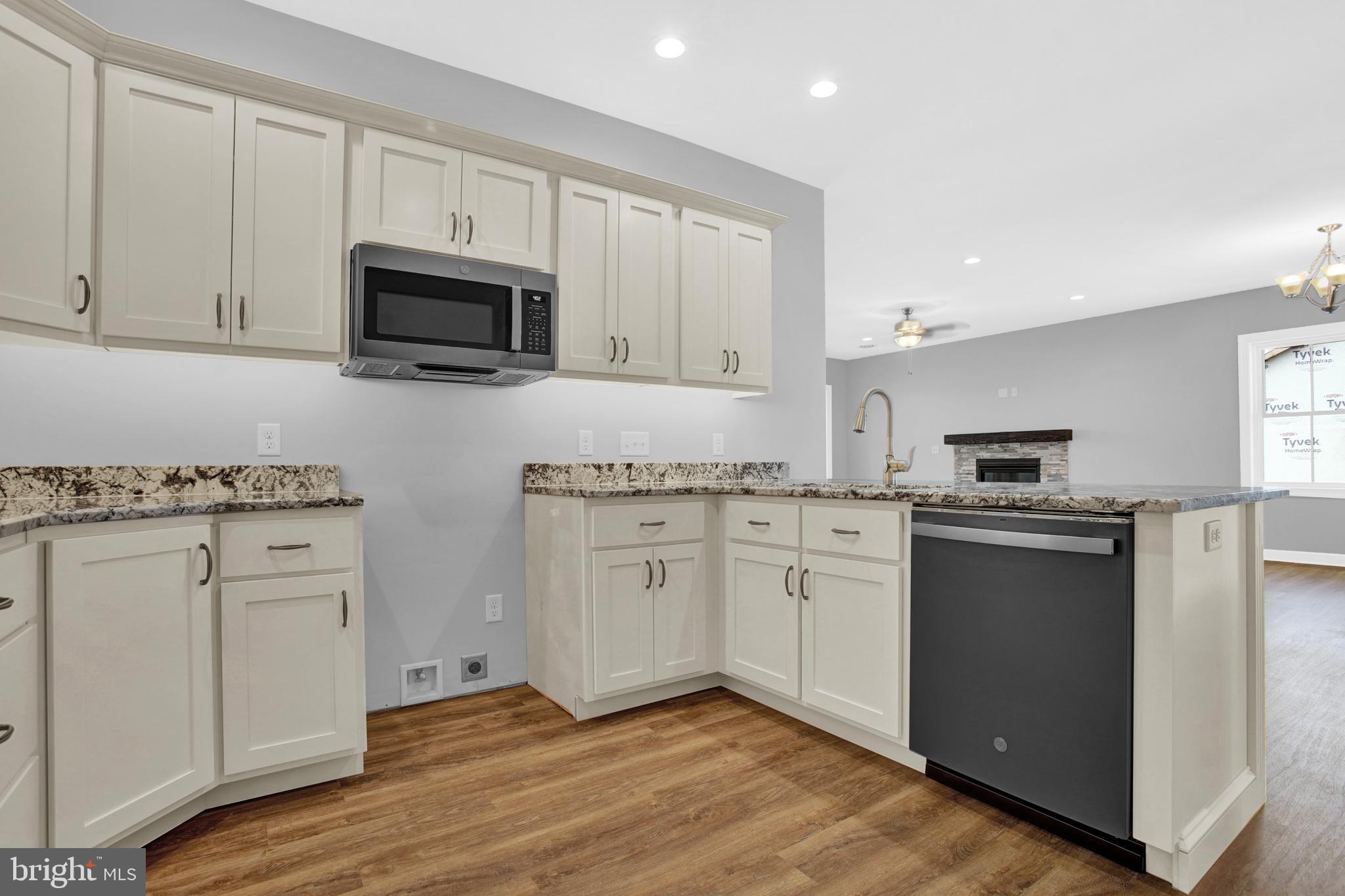 PENN NATIONAL GOLF COURSE COMMUNITY - Residential