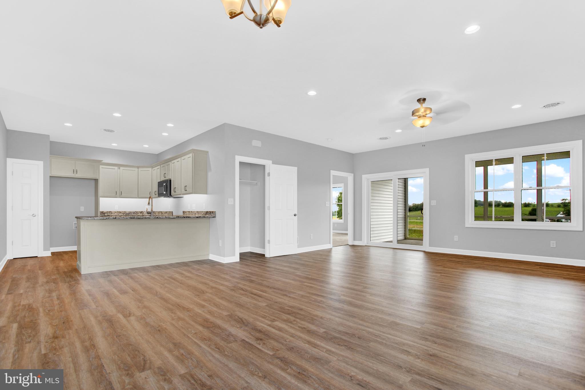 PENN NATIONAL GOLF COURSE COMMUNITY - Residential