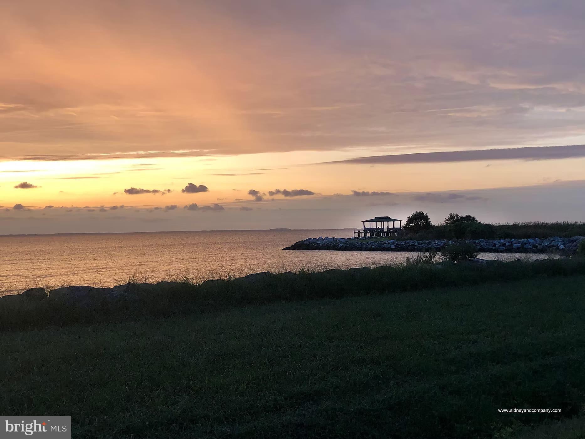 CEDARHURST ON THE BAY - Residential