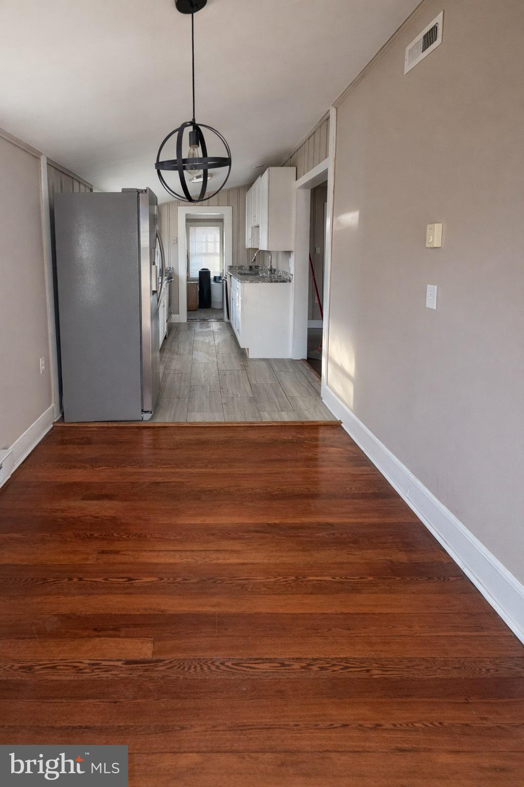 CEDARHURST ON THE BAY - Residential