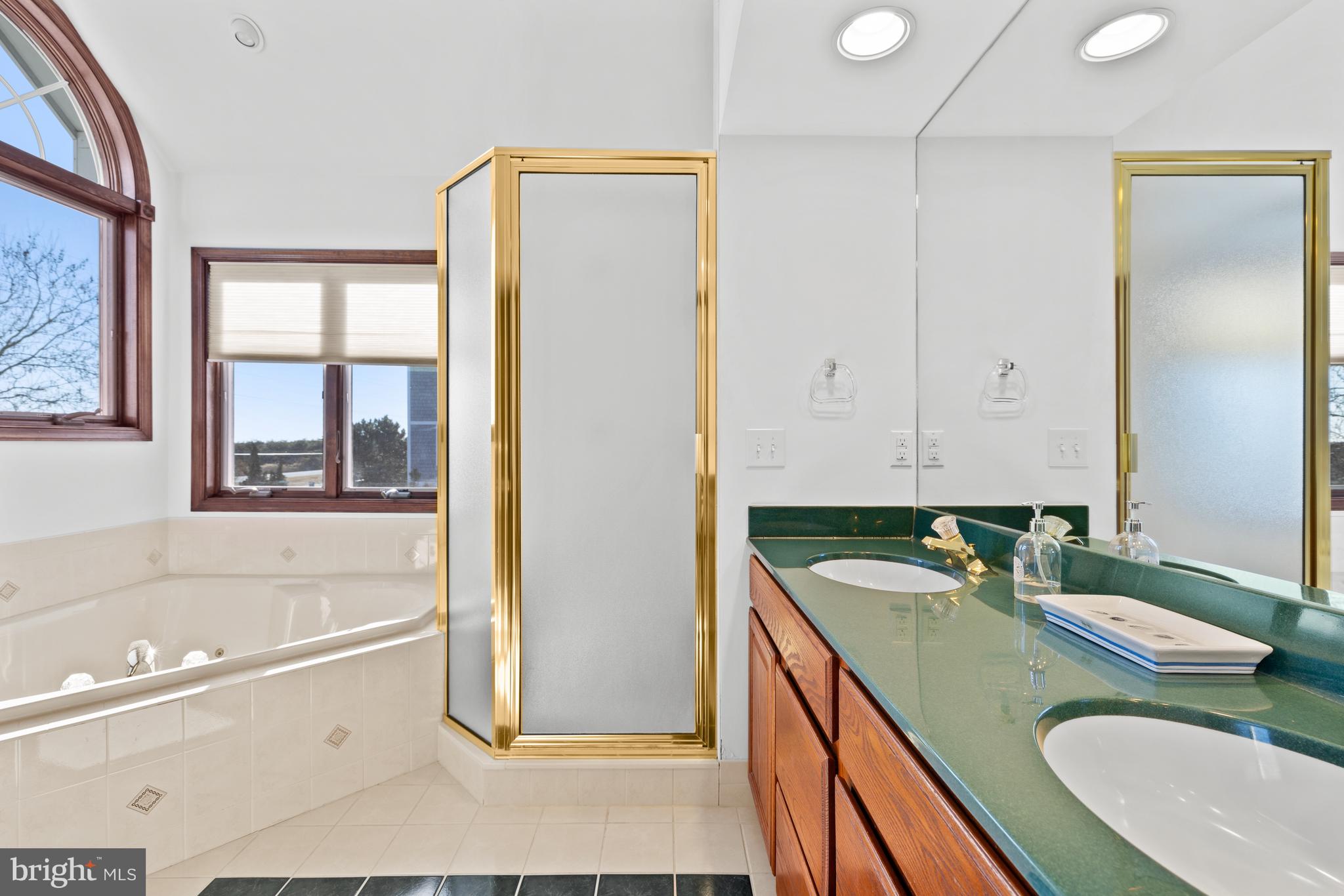 MAISONS SUR-MER - Residential