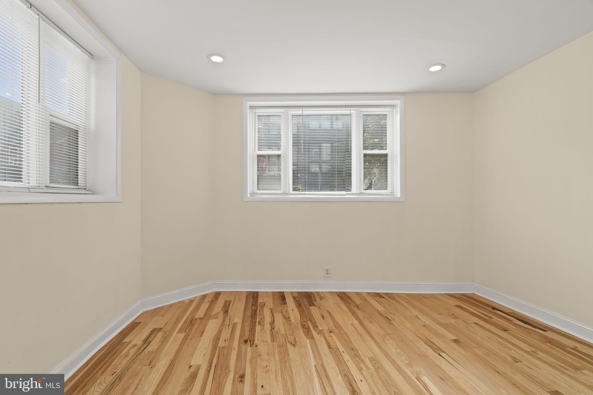 844 S 3RD 1