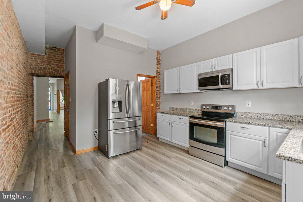 CHARLES VILLAGE - Residential