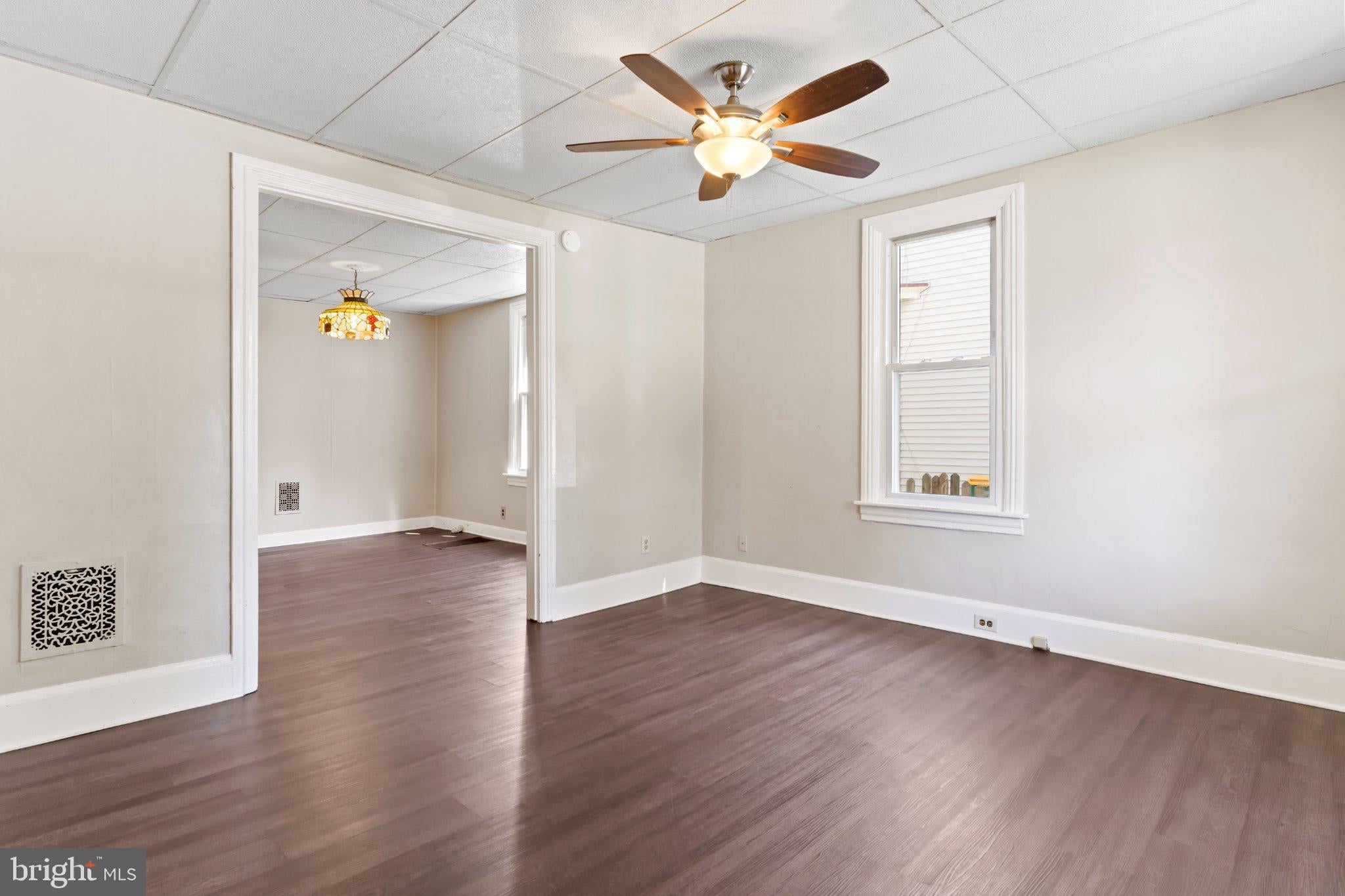153 E COLUMBIA ROAD