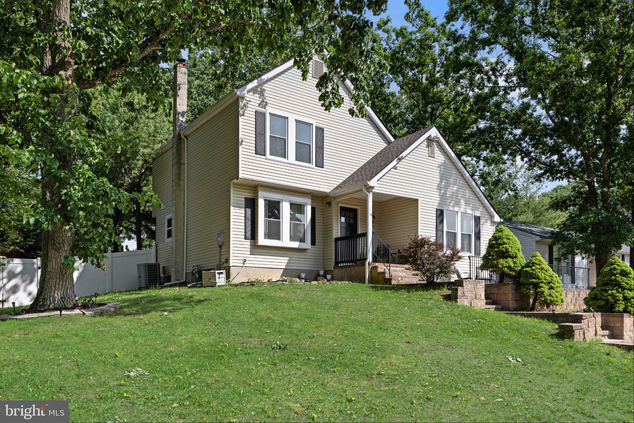 4 PROSPECT COURT