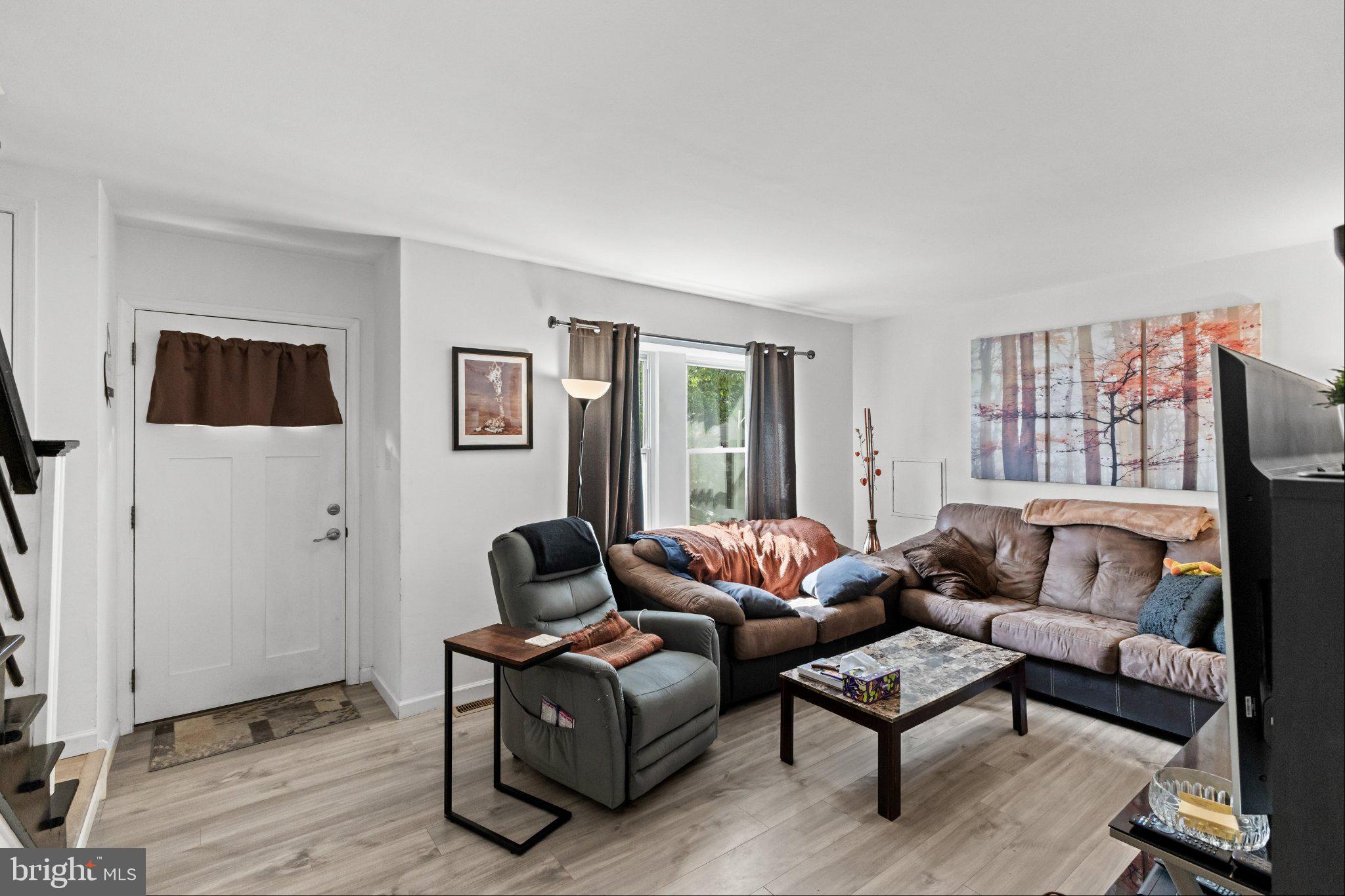 4 PROSPECT COURT