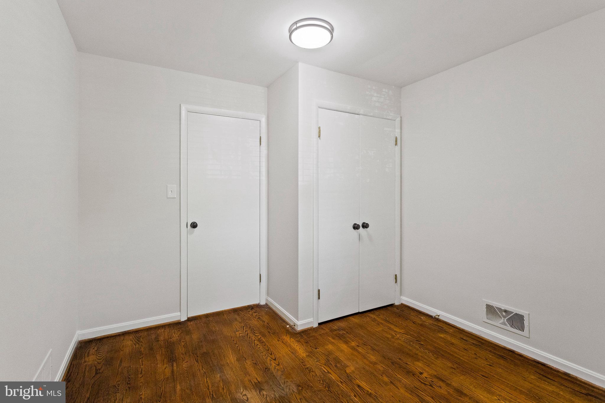 MANTUA - Residential