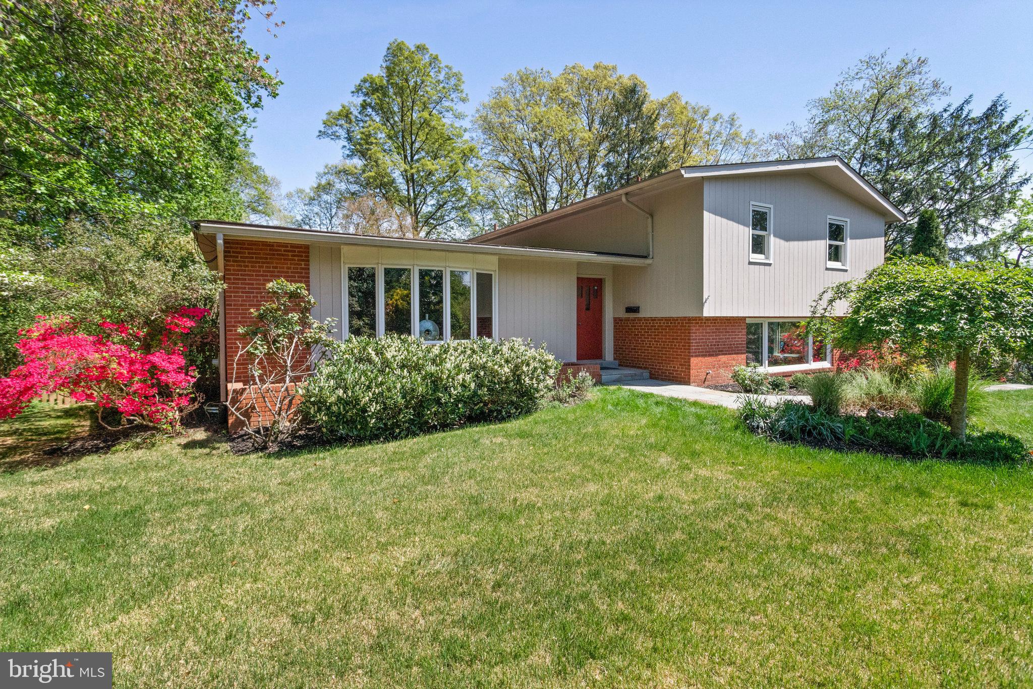 MANTUA - Residential