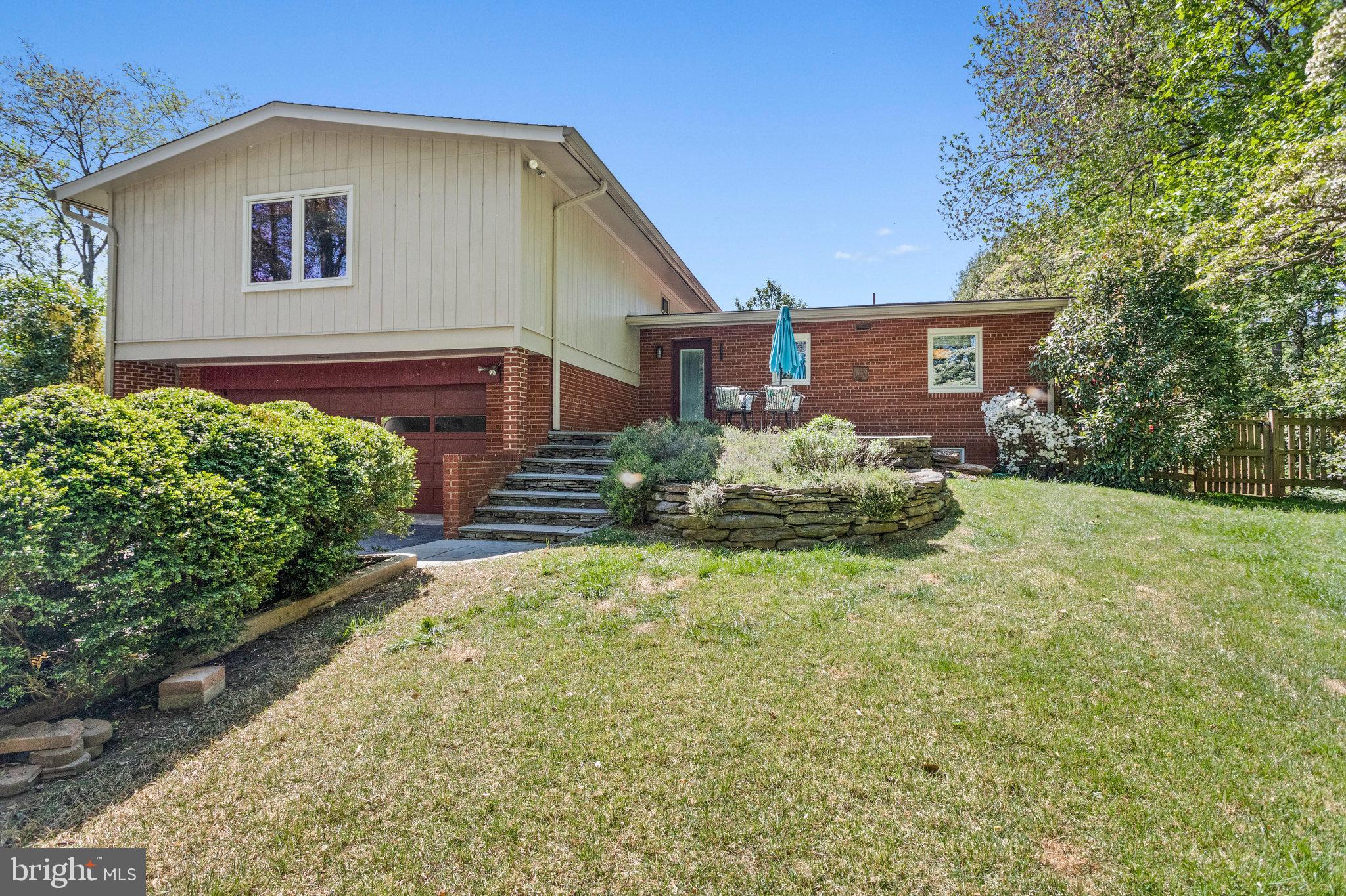 MANTUA - Residential