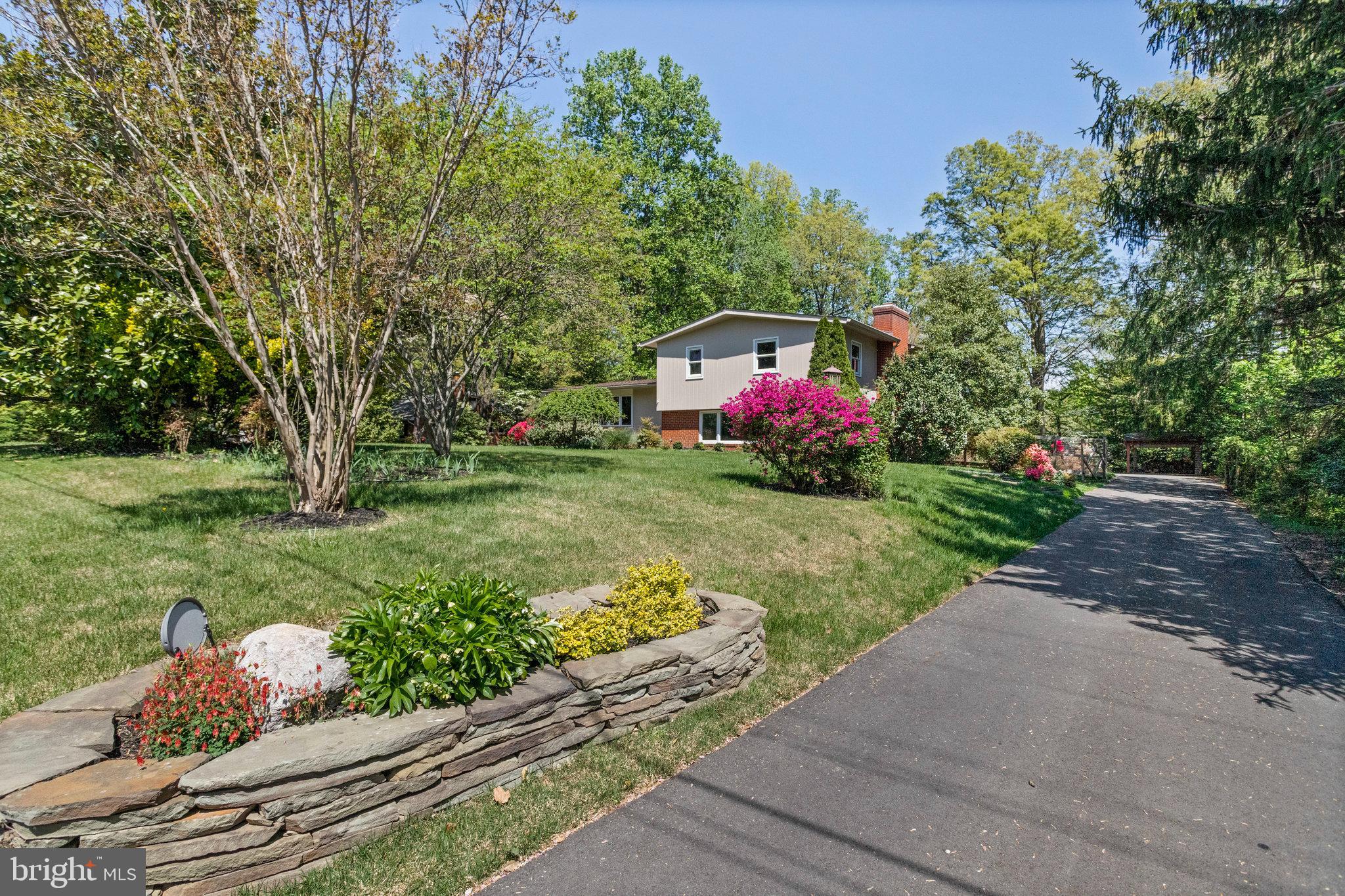 MANTUA - Residential