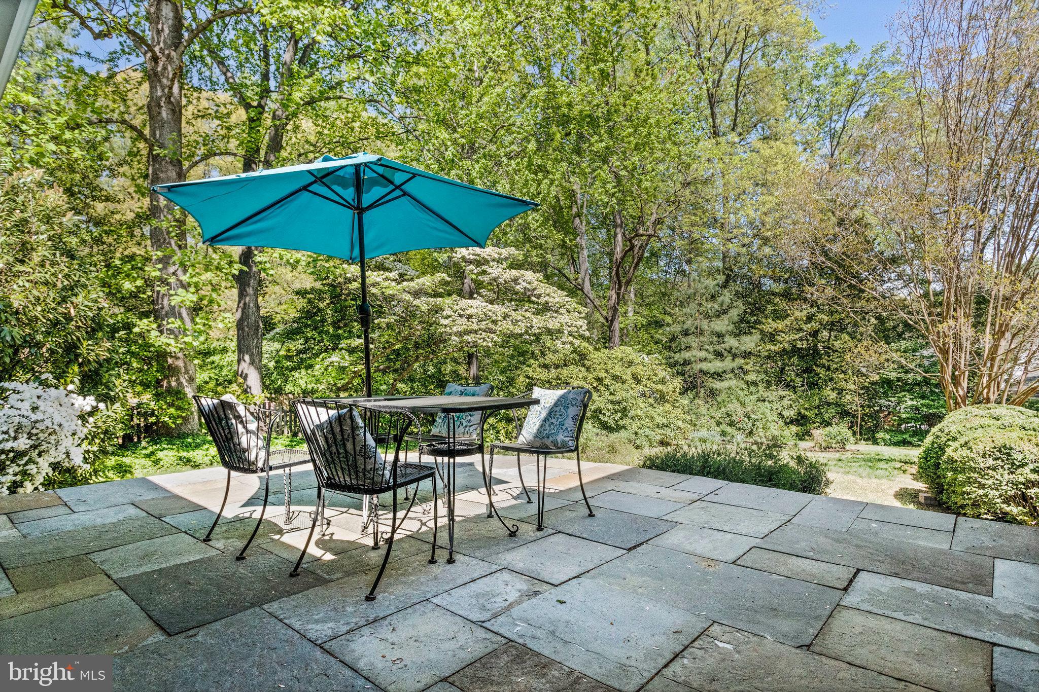 MANTUA - Residential