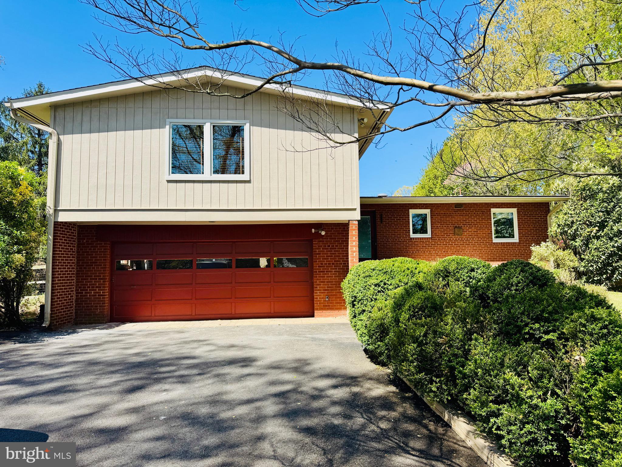 MANTUA - Residential