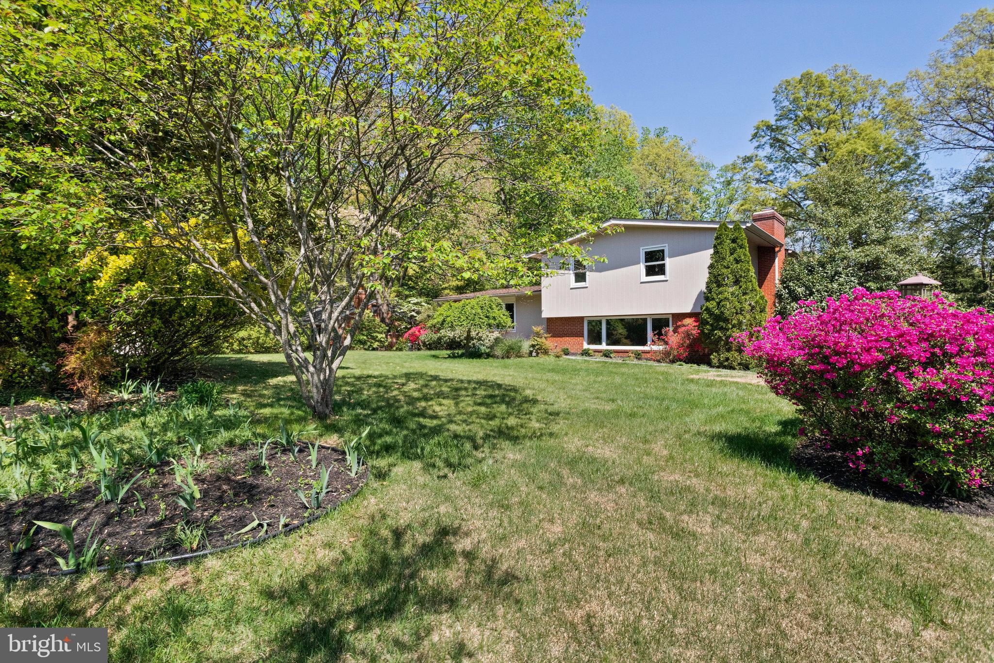 MANTUA - Residential