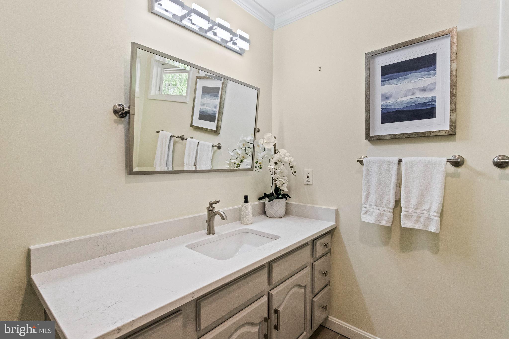 MANTUA - Residential