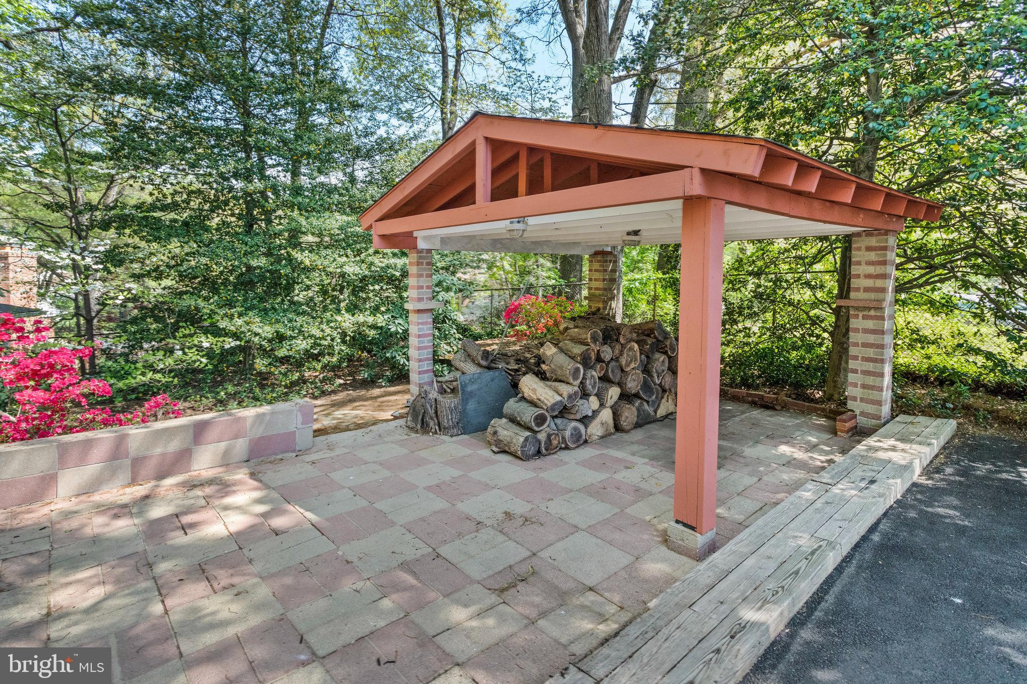 MANTUA - Residential