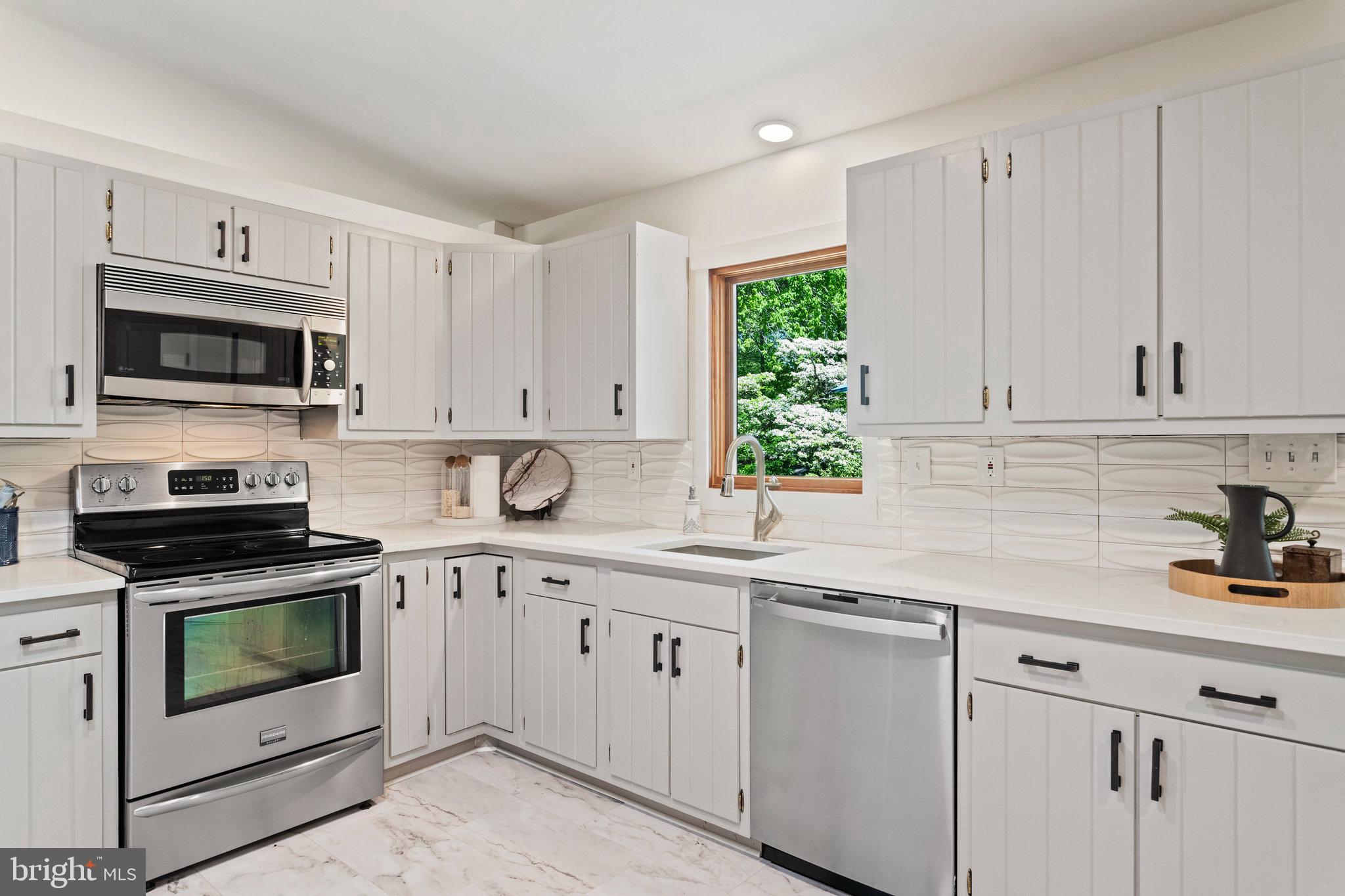 MANTUA - Residential