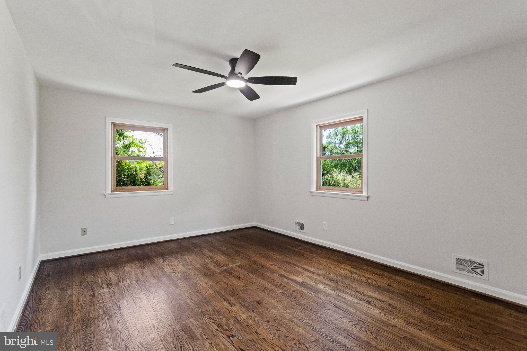 MANTUA - Residential