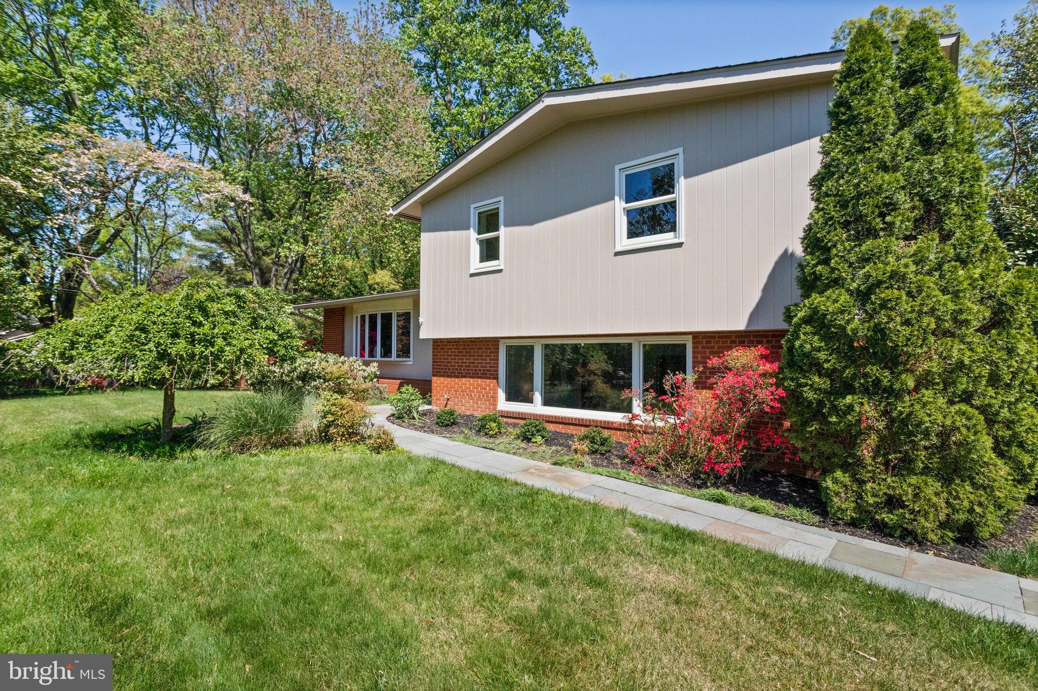 MANTUA - Residential