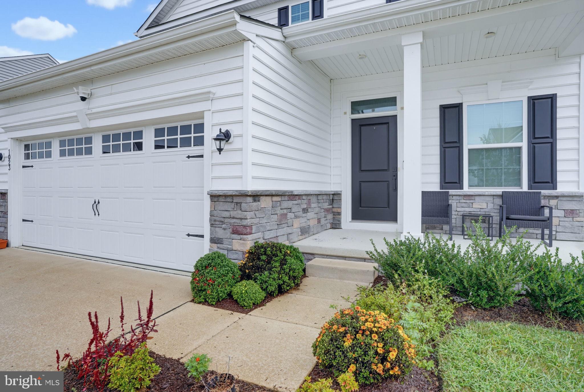 1023 APPLECROSS DRIVE