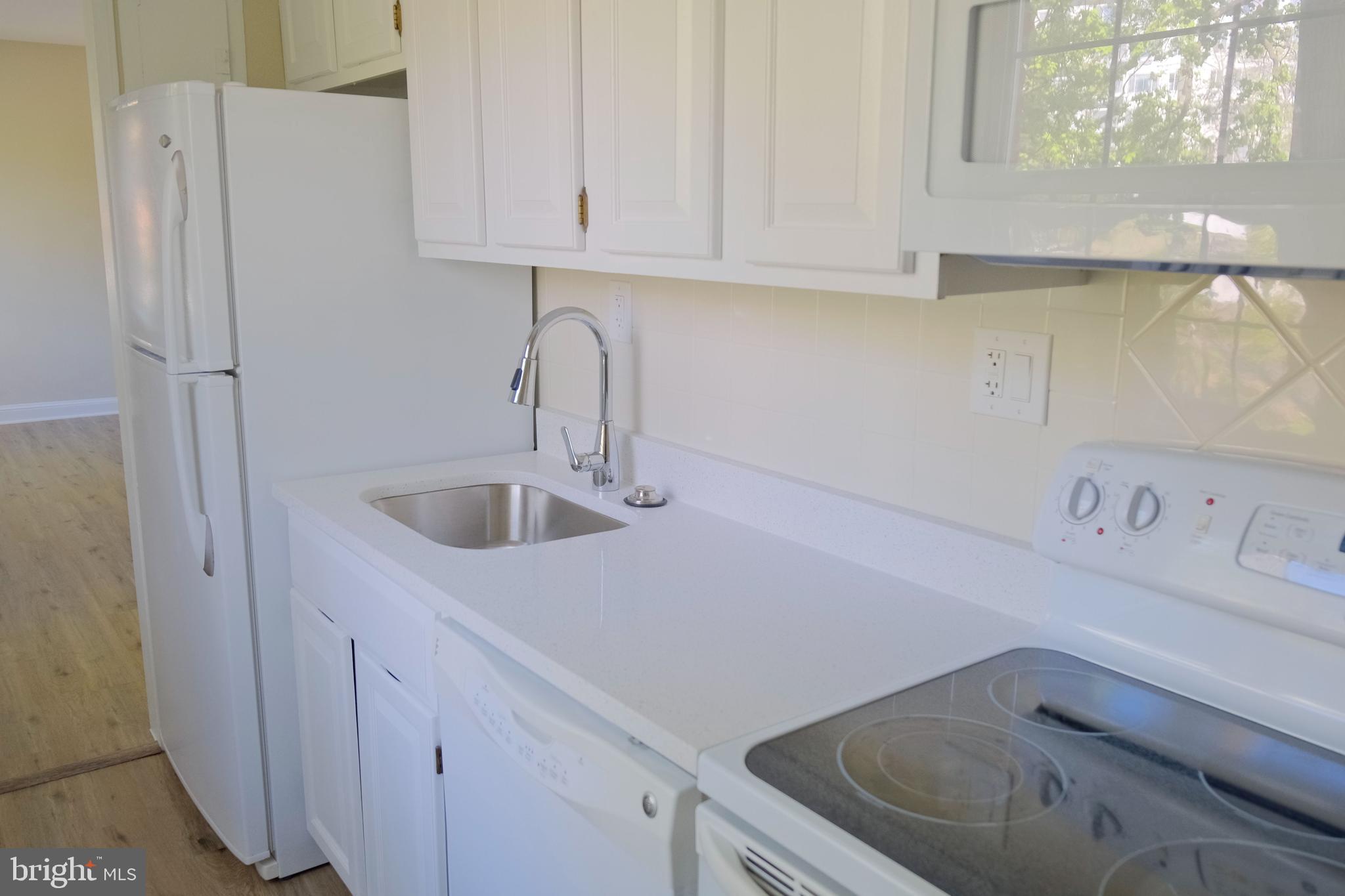 WESTMORELAND TERRACE - Residential Lease